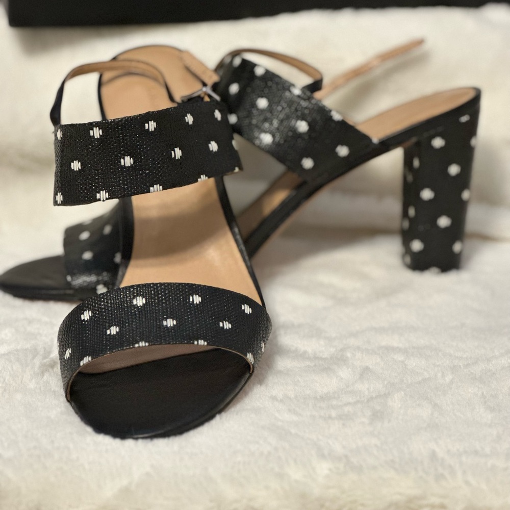 Banana Republic Black/White Sandals, Size 11